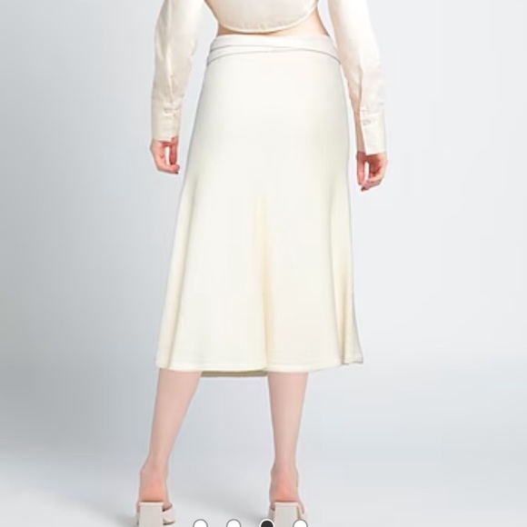 Chloe wool midi skirt with leather belt - Picture 3 of 6
